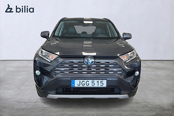 Toyota RAV4 6 of 30