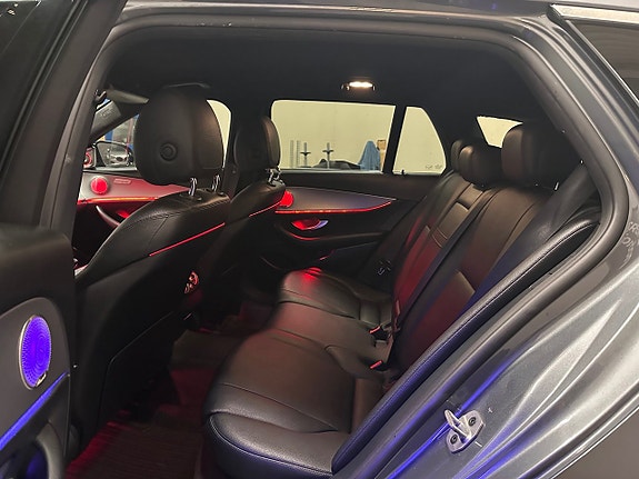 Mercedes-Benz E 220 d 18 of 26