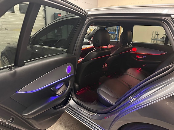 Mercedes-Benz E 220 d 16 of 26