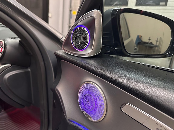 Mercedes-Benz E 220 d 24 of 26