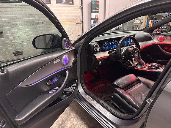 Mercedes-Benz E 220 d 10 of 26