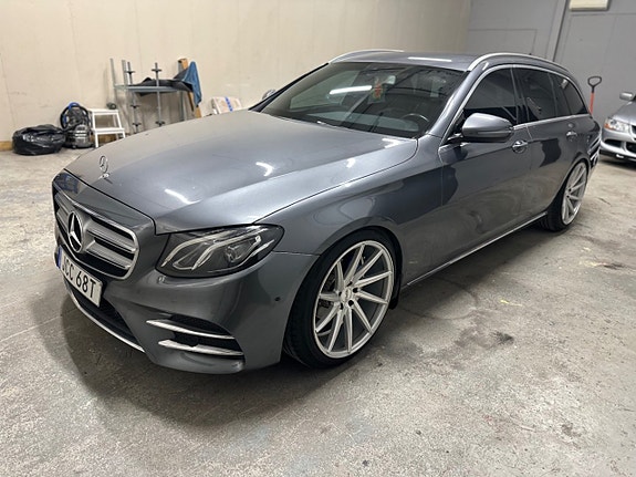 Mercedes-Benz E 220 d 6 of 26