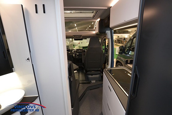 Adria TWIN SUPREME 640 SLB 11 of 14