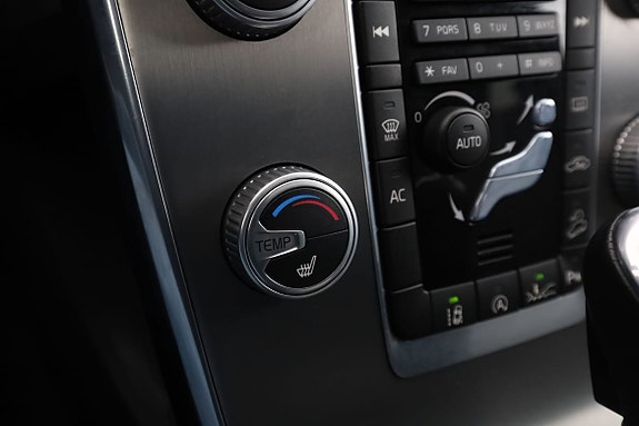 Volvo V60 Cross Country 27 of 30