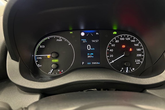 Toyota Yaris 16 of 21