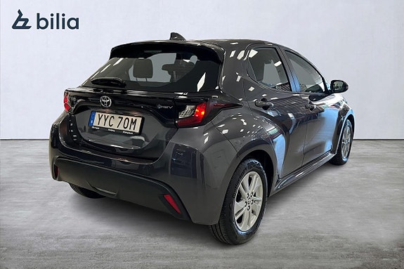 Toyota Yaris 19 of 21