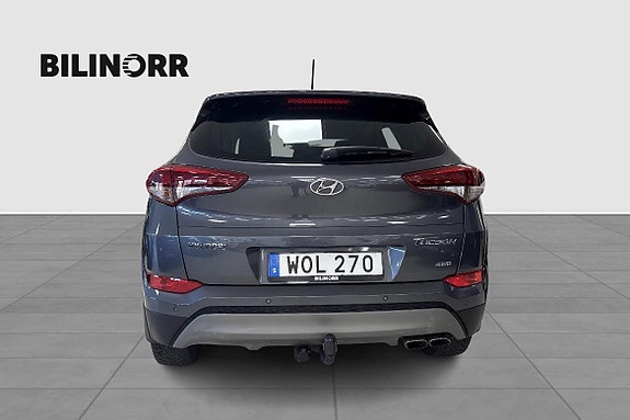 Hyundai Tucson 4 of 11