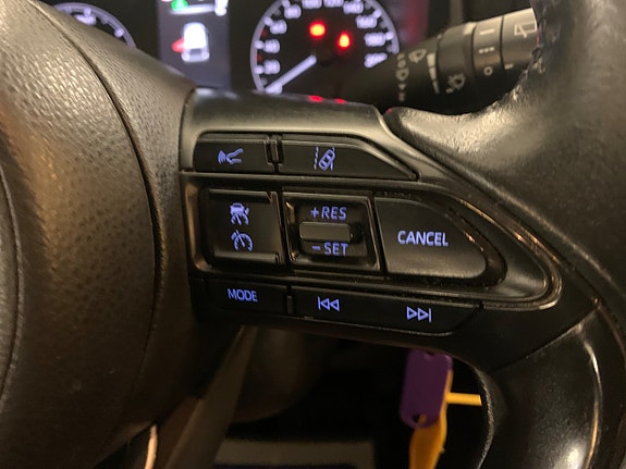 Toyota Yaris 18 of 25