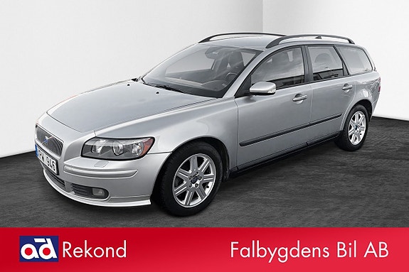 Volvo V50 2 of 10