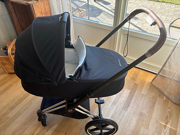 Product image 1 of 10