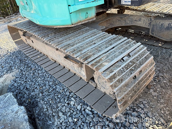 Grävmaskin Kobelco SK140SRLC-7 23 of 27