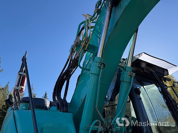 Grävmaskin Kobelco SK140SRLC-7 20 of 27