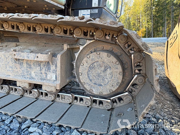 Grävmaskin Kobelco SK140SRLC-7 25 of 27