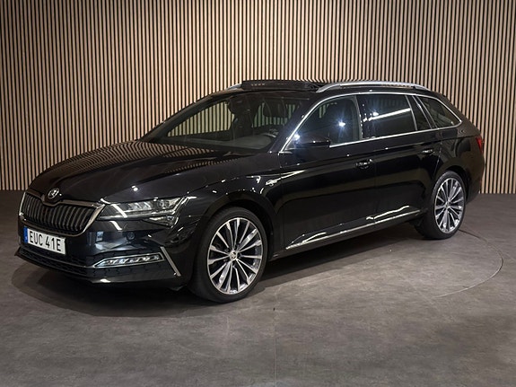 Skoda Superb 8 of 30