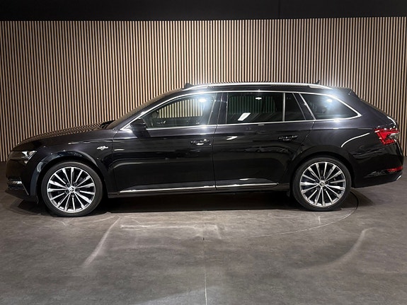 Skoda Superb 7 of 30