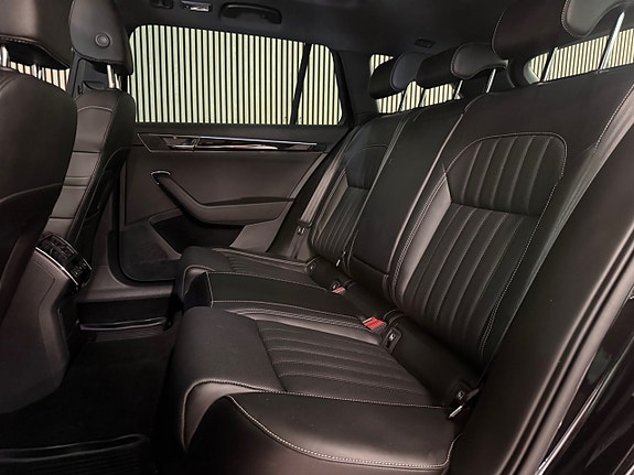 Skoda Superb 16 of 30