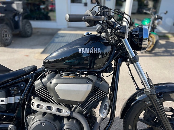 Yamaha XV950 ABS 3 of 6