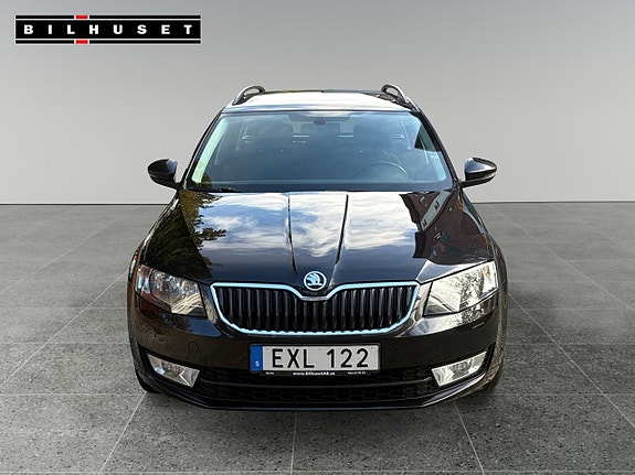 Skoda Octavia 9 of 18