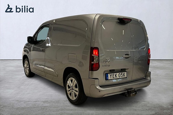 Toyota Proace City 2 of 19
