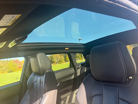 Land Rover Range Rover Evoque 3 of 5