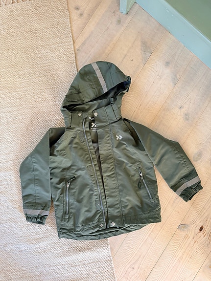 Product image 1 of 4