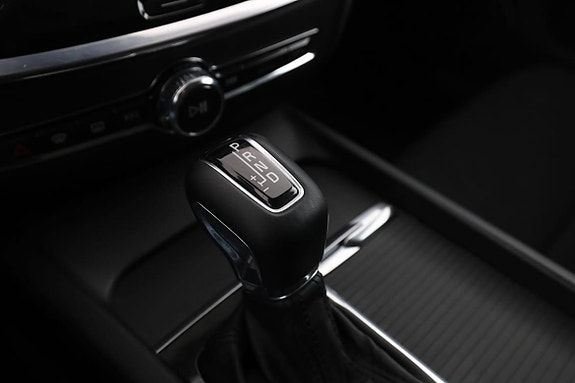 Volvo V60 Cross Country 27 of 30
