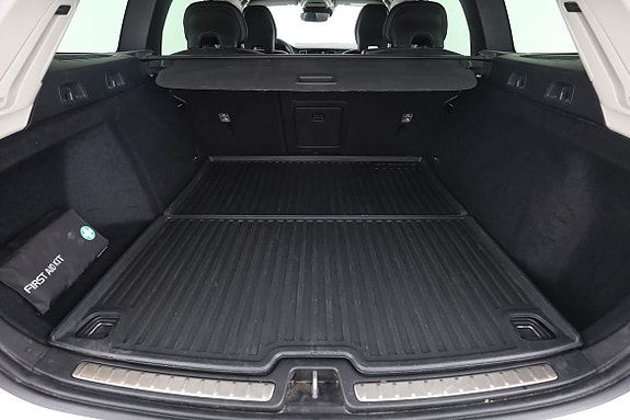 Volvo V60 Cross Country 18 of 30