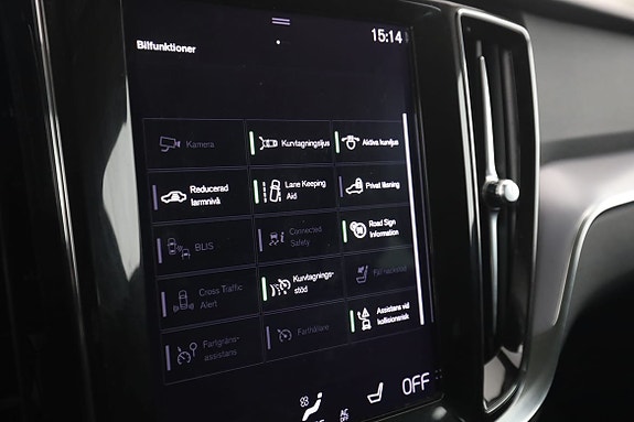 Volvo V60 Cross Country 24 of 30