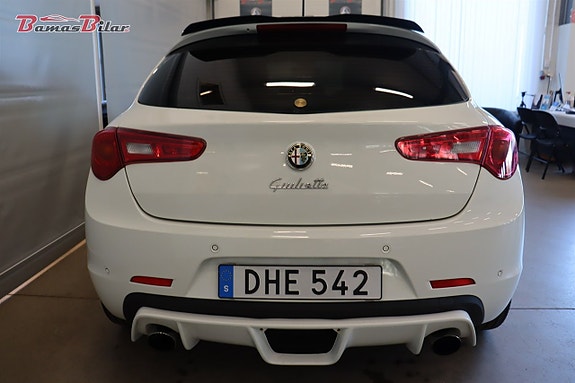 Alfa Romeo Giulietta 4 of 19