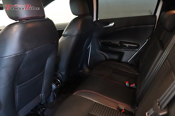 Alfa Romeo Giulietta 12 of 19