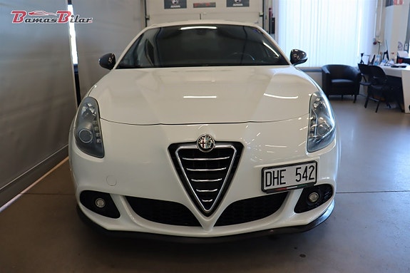 Alfa Romeo Giulietta 8 of 19