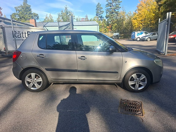 Skoda Fabia 6 of 8