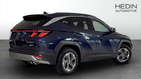 Hyundai Tucson 2 of 12