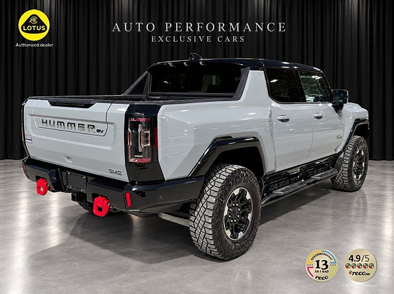 Hummer EV Pick-Up 3X 5 of 12