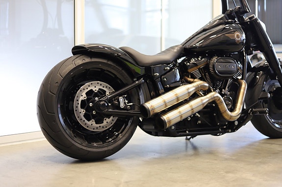 Harley-Davidson Fat Boy 114 30th Anniversary 6 of 8