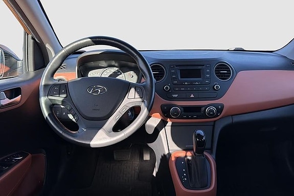 Hyundai i10 9 of 13