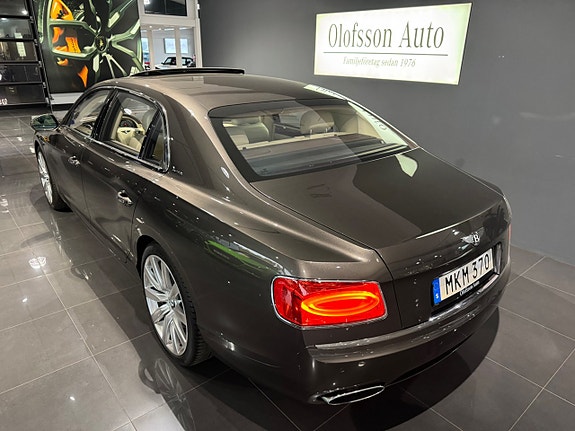 Bentley Flying Spur 20 of 22