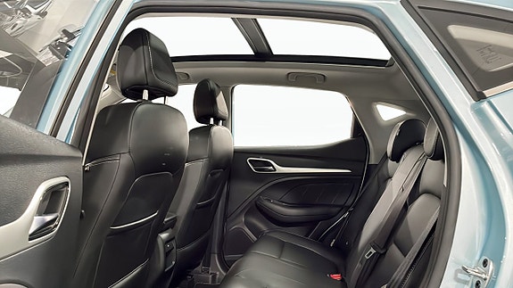 MG ZS 4 of 13