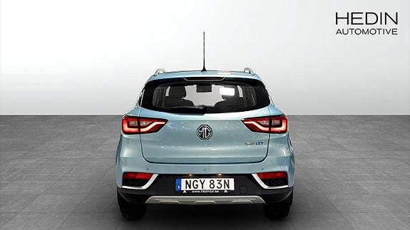 MG ZS 7 of 13