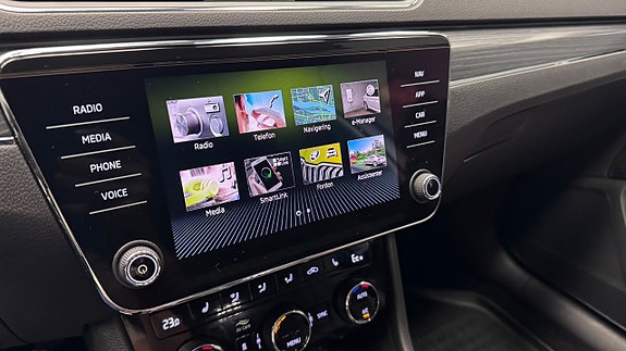 Skoda Superb 12 of 22