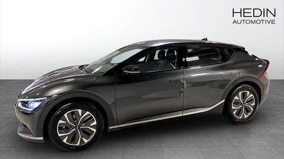 Kia EV6 4 of 12