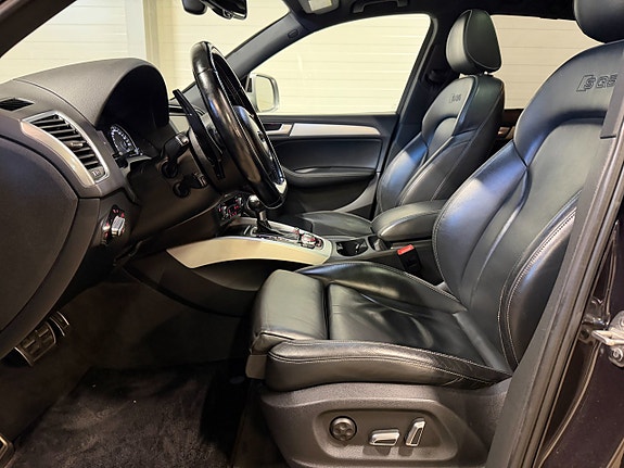 Audi SQ5 15 of 24
