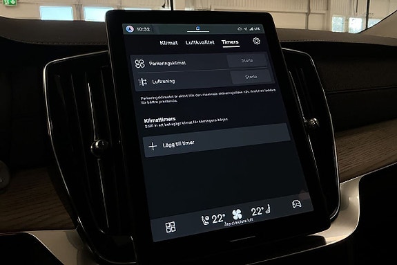 Volvo XC90 11 of 30