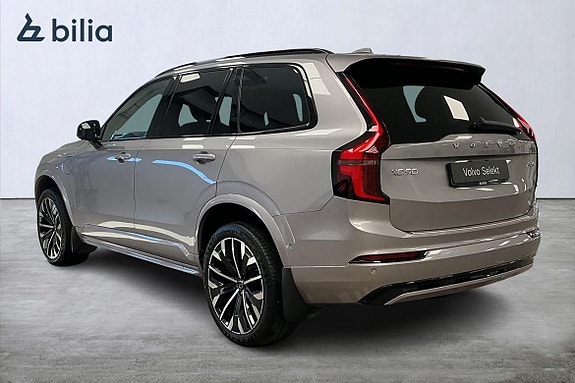 Volvo XC90 8 of 30