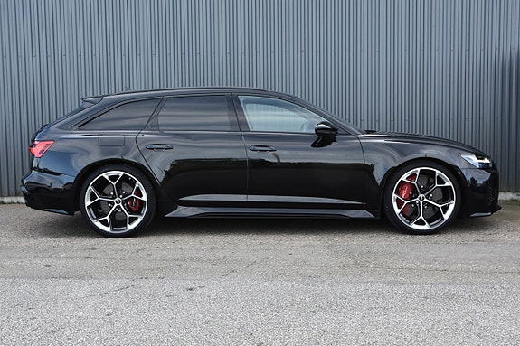 Audi RS6 3 of 27
