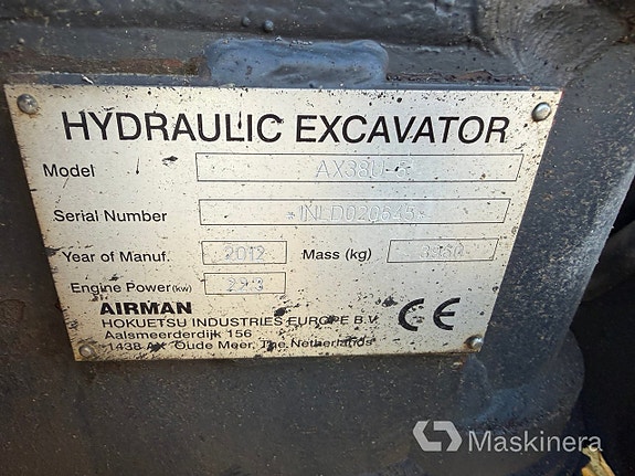 Grävmaskin Airman AX38U-5 med tillbehör 22 of 27
