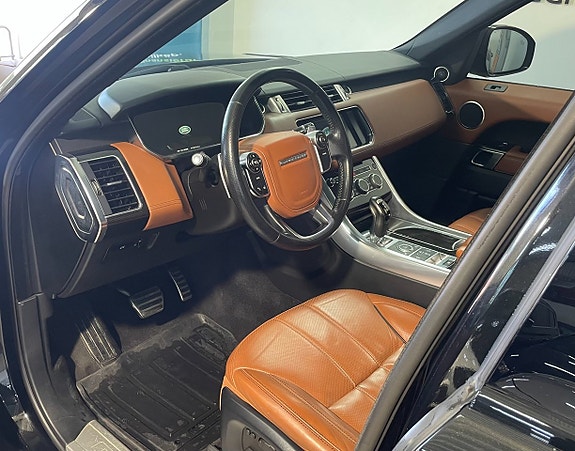 Land Rover Range Rover Sport 7 of 22