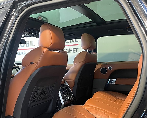 Land Rover Range Rover Sport 9 of 22