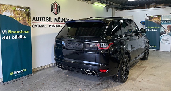 Land Rover Range Rover Sport 14 of 22