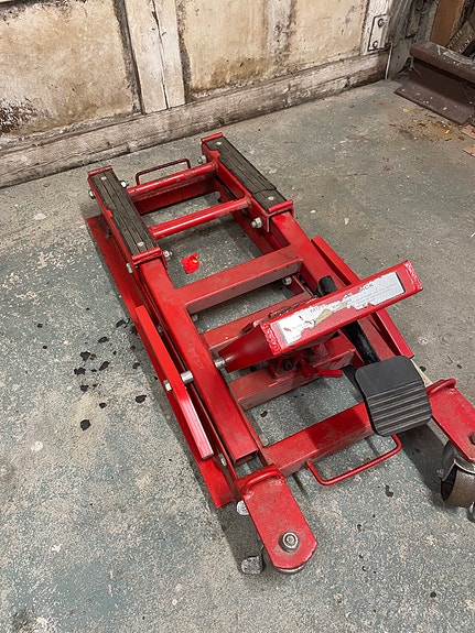 Product image 1 of 2